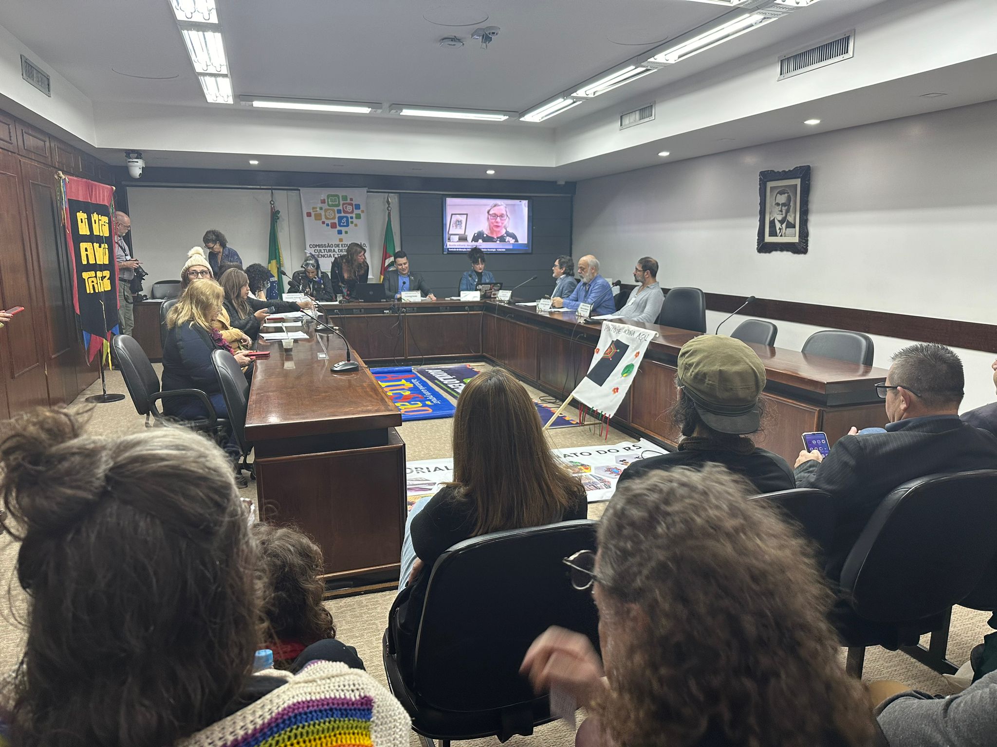 MTG participa de evento que discutiu o impacto da emergência climática no setor cultural gaúcho