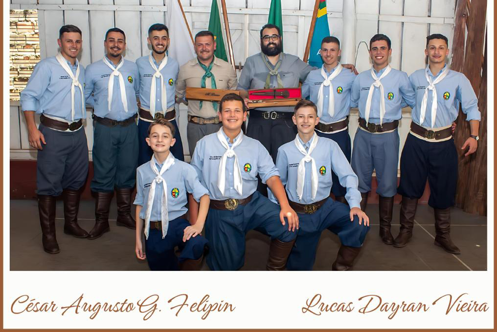 Peões do RS homenageiam seus padrinhos